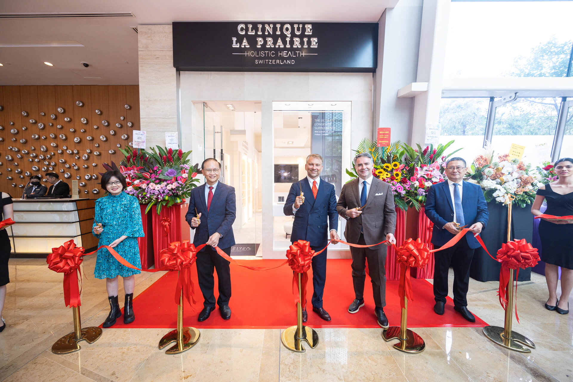 Clinique La Prairie瑞士莱铂尼诊所携手新加坡RichL富隆集团 全球首家抗衰再生精华系列保健品旗舰店于滨海湾金沙酒店盛大开业